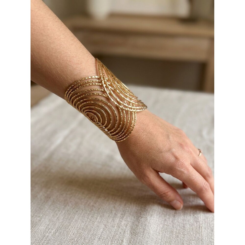 Vintage Gold Tone Hammered Cutout Open Band Wide Cuff Statement Bangle Bracelet
